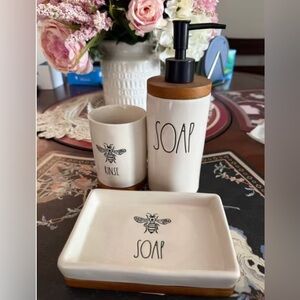 Rae Dunn Bumblebee 3pc White and Wood Bathroom Set